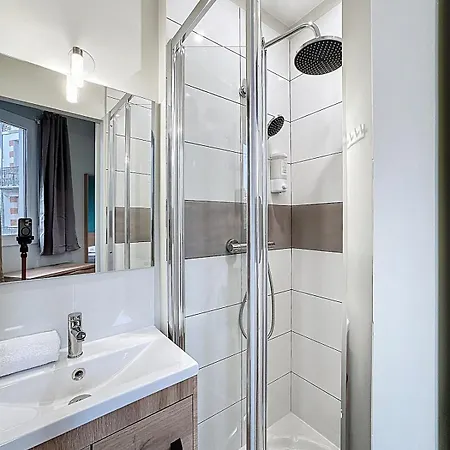 아파트 Confort & Clim Au Coeur Du Centre-ville - Gare Routiere