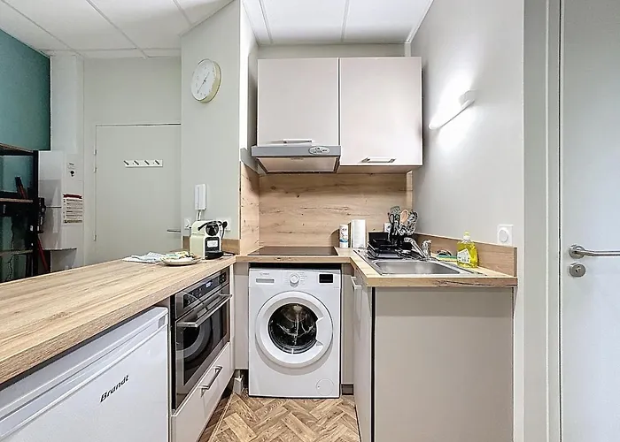 Апартаменты Confort & Clim Au Coeur Du Centre-ville - Gare Routiere *